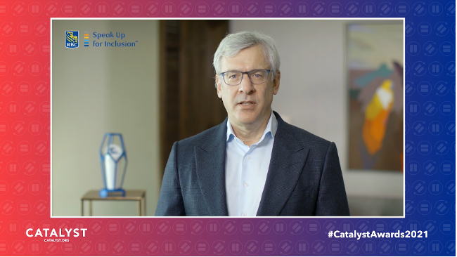 RBC CEO Dave McKay accepting the 2021 Catalyst Award.